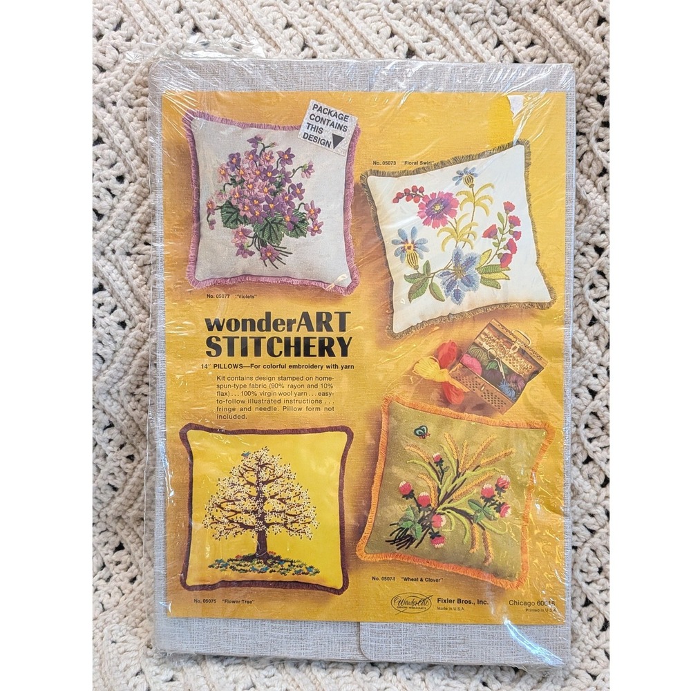 Vintage wonderART Stitchery Violets Crewel Embroidery Pillow Kit 05077 Floral